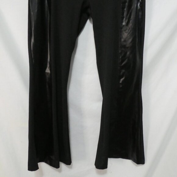 Unbranded | XXL | Chic Black Flared Pants | Crecent Moon Zipper Pull - Picture 7 of 16